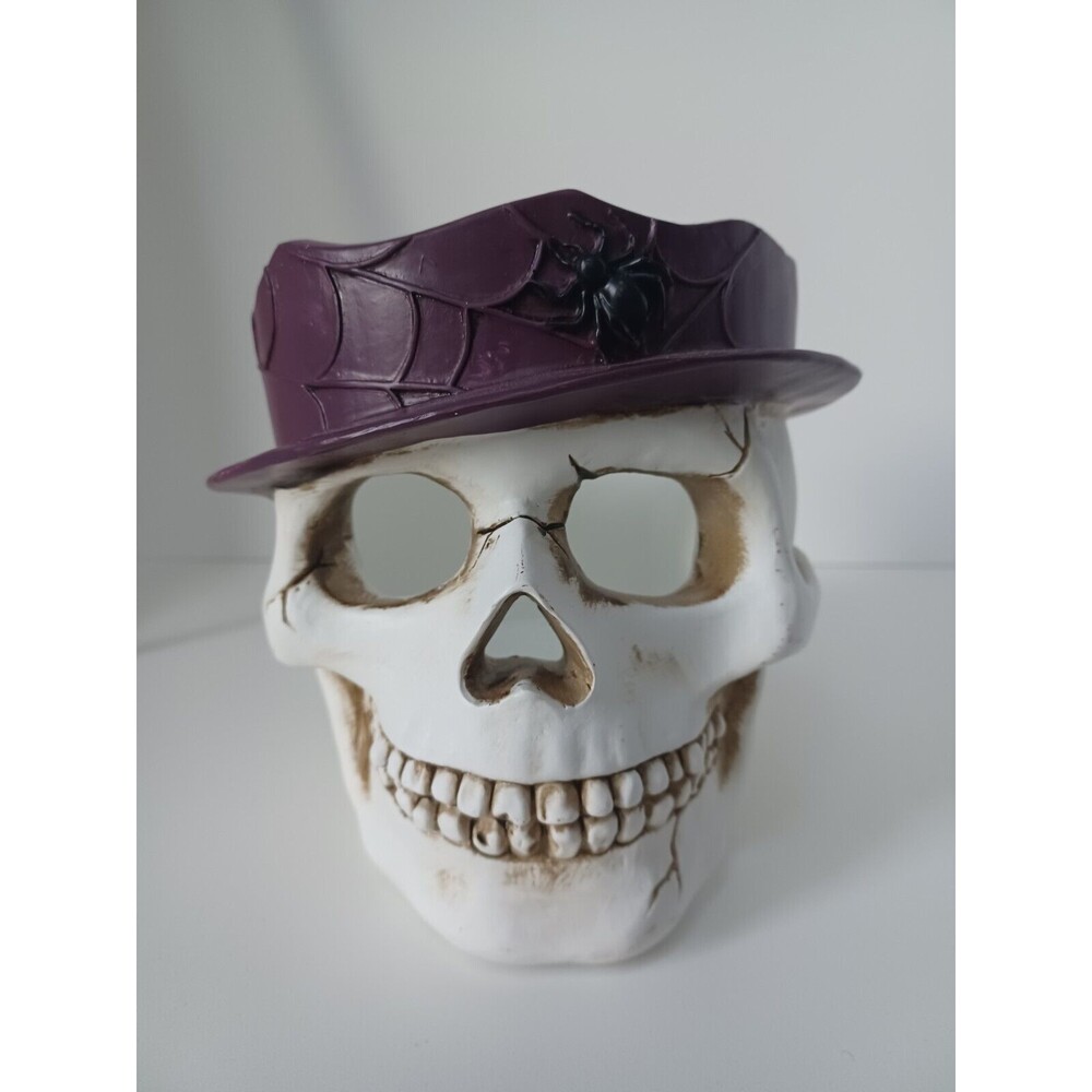 NEW Yankee Candle‎ Phantas Skull Skeleton Spooky Halloween Candle Holder